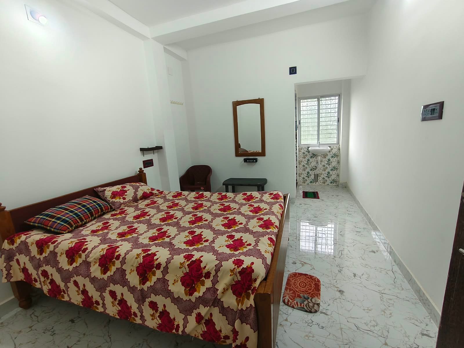 Room 209 - Non-AC Triple Bed Room - photo 1